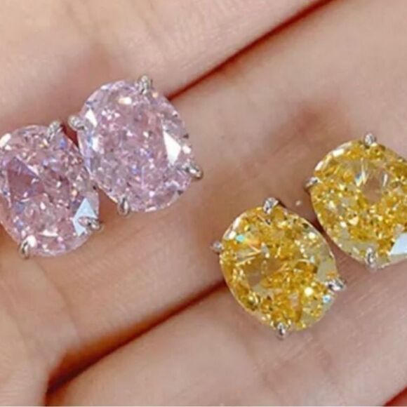 The Timeless Classic Yellow stud earrings in 925 and cubic zirconia - Picture 4 of 4